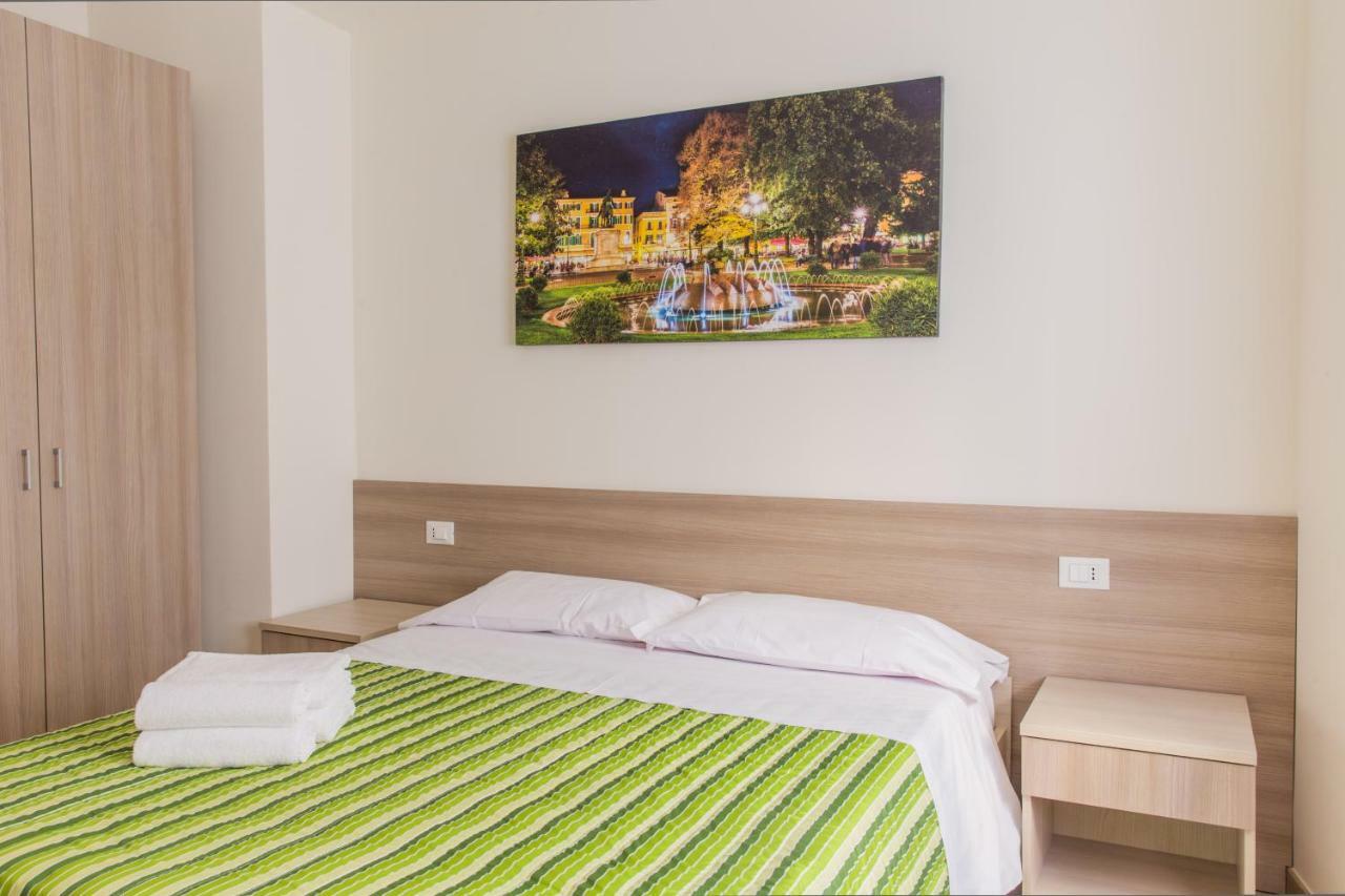 Family Apartment London Verona Ngoại thất bức ảnh