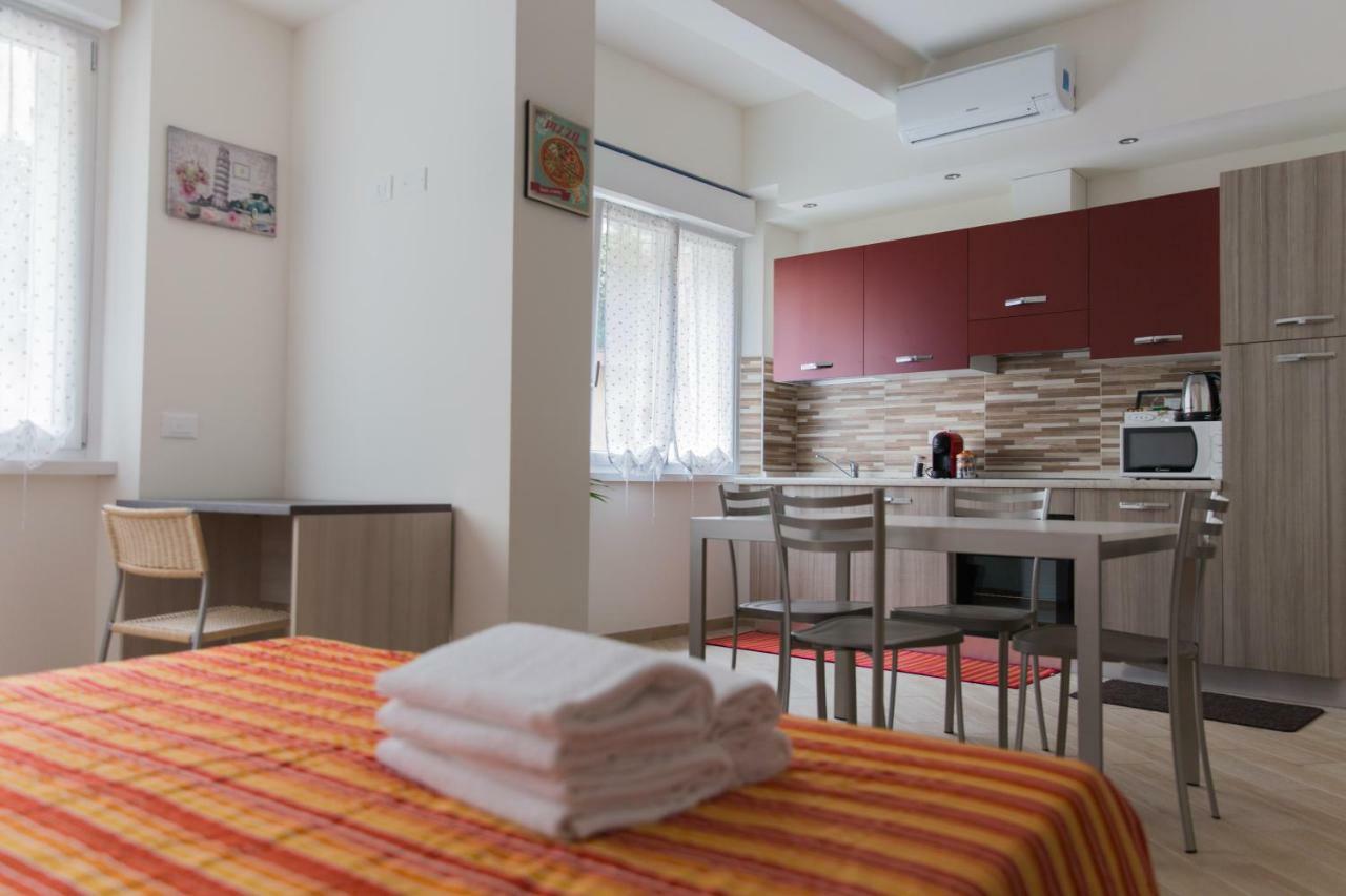 Family Apartment London Verona Ngoại thất bức ảnh